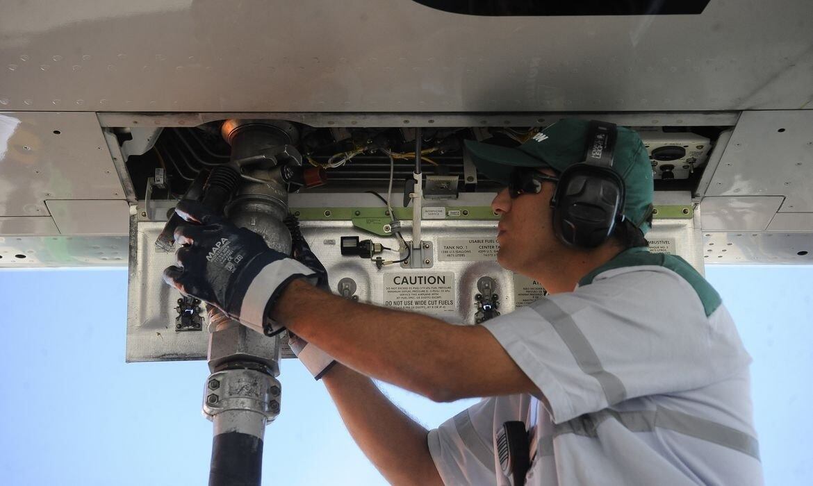 Petrobras tem revisado preço dos combustíveis de aviação todos os meses