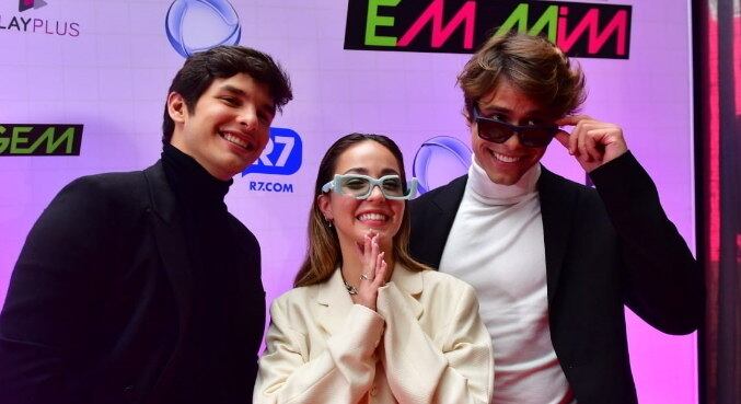 Elenco de Tagem faz esquenta nas redes sociais oficiais de Tagem