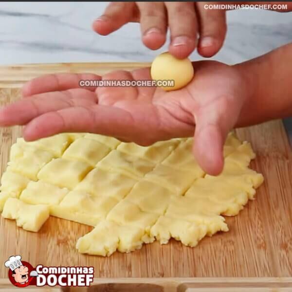 Bolinha de Queijo 3 Ingredientes