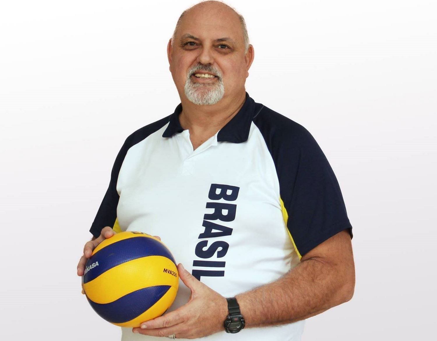 Membro da famosa Geração de Prata do voleibol, Mário Xandó
de Oliveira Neto concorrerá a uma das 70 vagas do Estado de São Paulo
disponíveis na Câmara dos Deputados