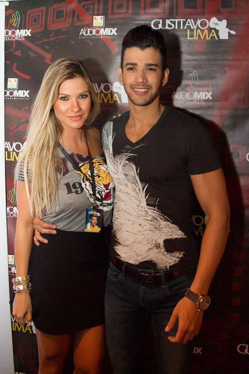 Claro que Gusttavo Lima veio a São Paulo acompanhado pela noiva, Andressa Suita