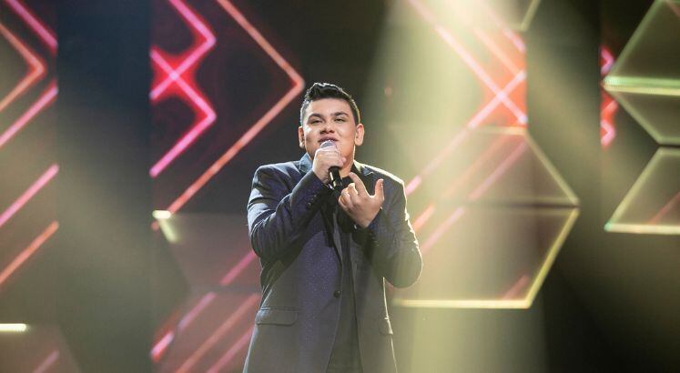 O mineiro Kauã Felipe apostou em estilos musicais diferentes na hora de explorar a música brasileira. Primeiro, com o hit sertanejo Cê Que Sabe, do saudoso Cristiano Araújo. Depois, com o samba Que Se Chama Amor, do grupo Só Pra Contrariar