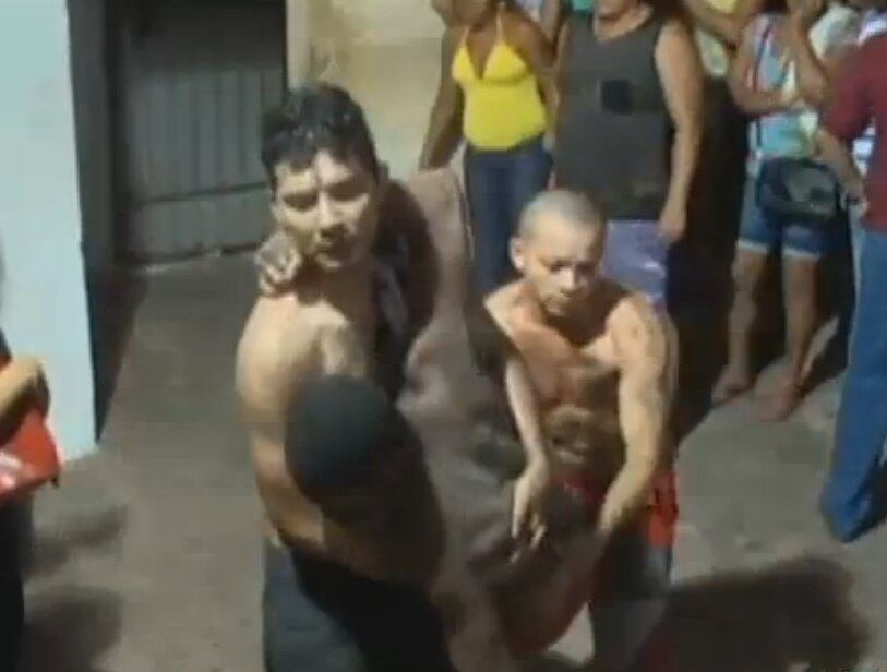 Detentos saíram de um pavilhão para inspeção e motim começou
