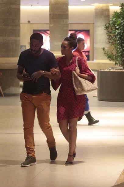 Lázaro Ramos e Taís Araújo deixaram os dois filhos em casa para curtirem a noite desta segunda (17) juntos

Acesse o R7 Play e assista à programação da Record quando quiser