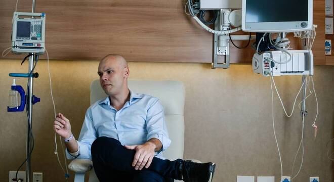 Prefeito de SP trata do câncer que atinge o sistema digestivo