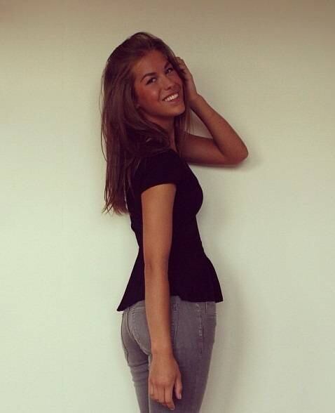 Consciente da doença, Antonia garante que seu objetivo é "voltar a ter saúde, cabelos bonitos, bochechas rosadas e curvas".
— Vou lutar mais do que nunca para vencer este transtorno
alimentar estúpido e ter minha vida de volta!
Eu não vou deixar isso me controlar mais, não vou!