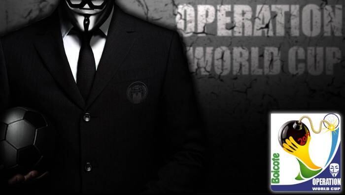 Durante as três primeiras semanas de dezembro, Anonymous invadiu nove páginas de partidos, prefeituras e políticos