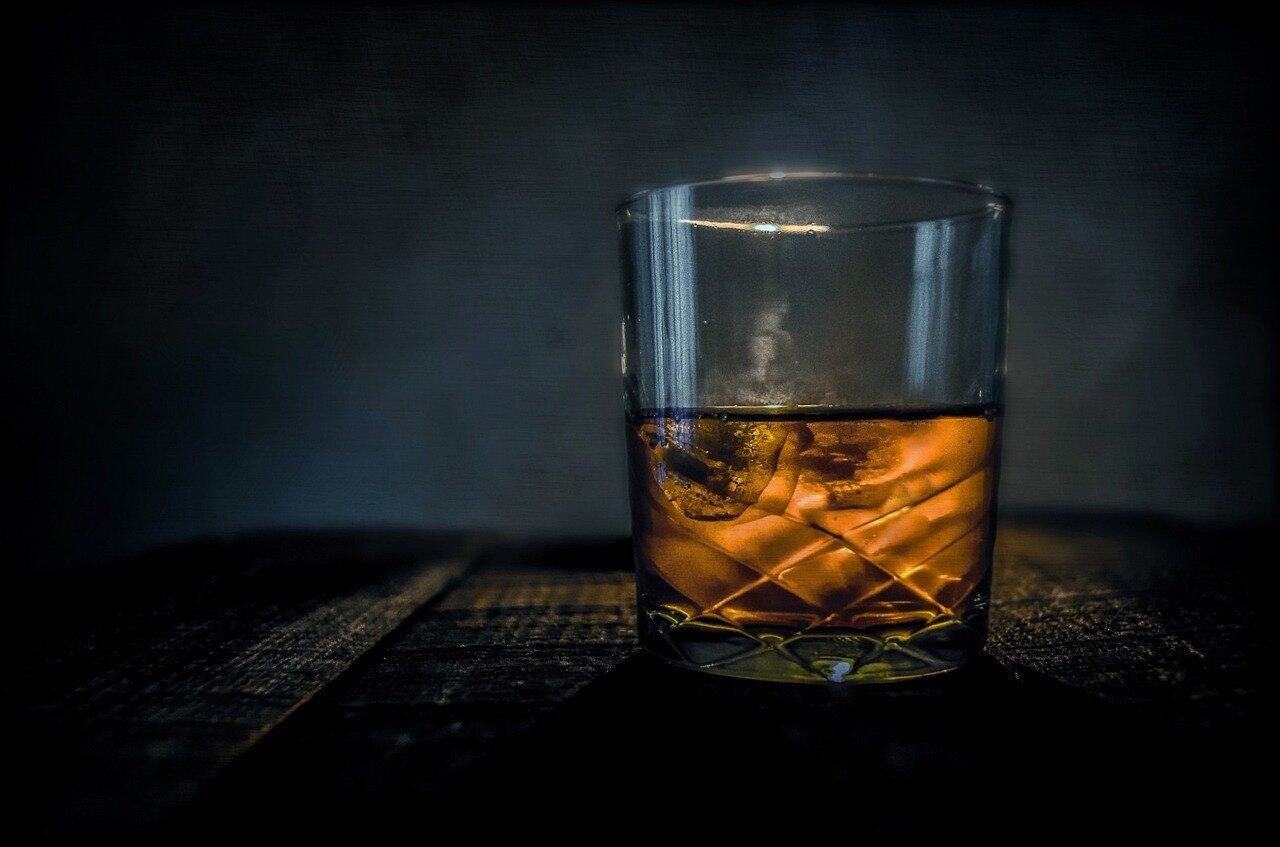 Margarida bebia uísque, que tem cerca de 40% de teor alcoólico. Ela também fumava muito. Morreu em 2002, aos 71 anos.