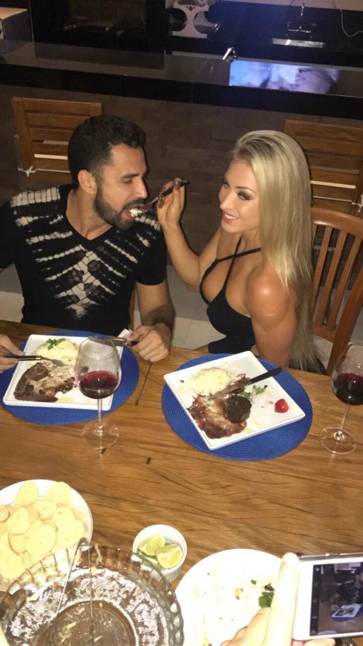 Latino, Jéssica Rodrigues