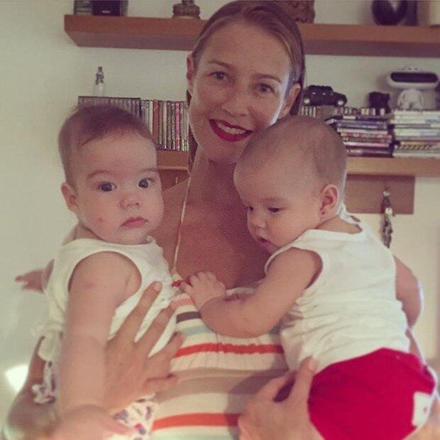 Luana Piovani e os gêmeos Ben e Liz