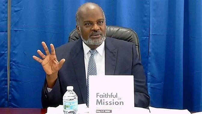 Pastor Elie Henry foi sequestrado com a filha