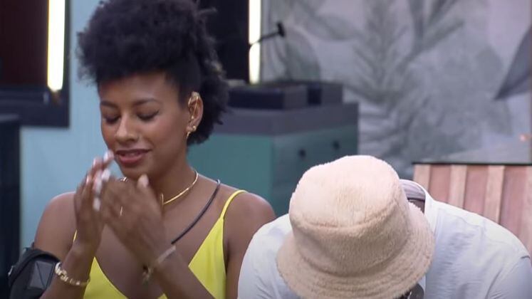 Michele e Bruno Passa escaparam aos 45 do segundo tempo de irem para a DR! Com o poder do Casal Power, Ivy e Nandinho escolheram salvá-los da berlinda! No lugar, os Passas colocaram Gabi e Cartolouco. Foi por pouco!
