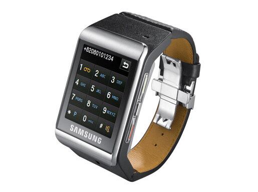 2009: Samsung S9110 Watch Phone, Sony Ericsson Live View e Allerta InPulse:
A Samsung e a Sony Ericsson lançaram, respectivamente, em 2009 e 2010, dois relógios inteligentes para puxar dados de smartphones Android. Em 2010, o InPulse, da Allerta, também fez o mesmo com Blackberries
