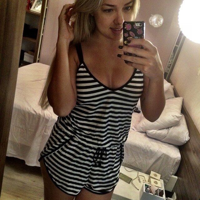 32. Isso mesmo. A gata, por si só, já é um baita motivo