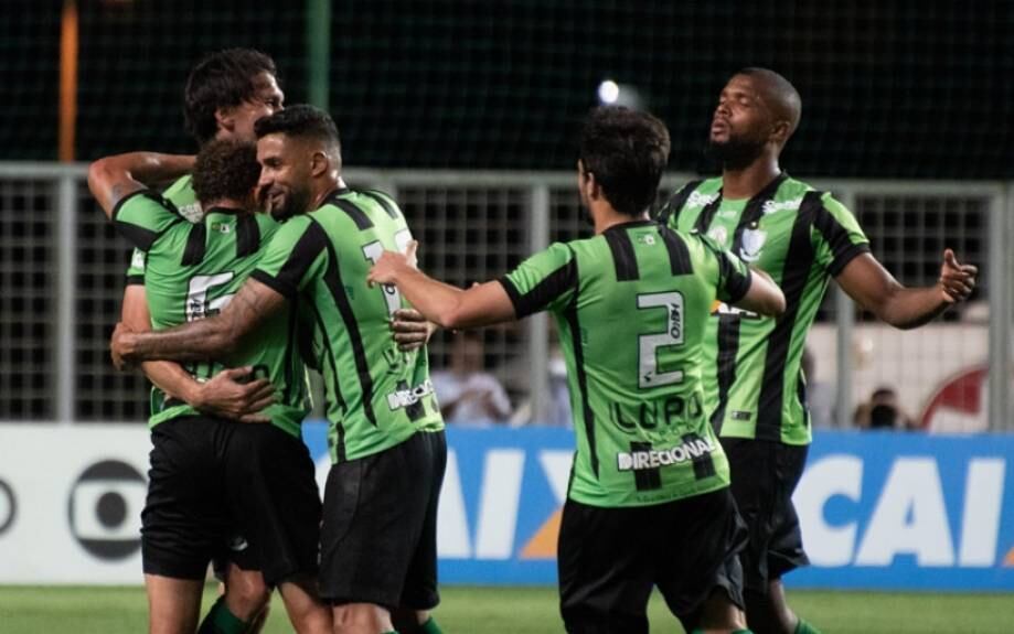 12° América-MG - 30 pontos
Rebaixamento - 18%
