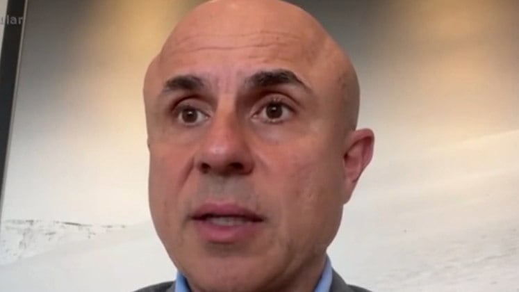 Segundo o oncologista, Simony teve uma completa remissão da doença, mas isso não quer dizer, necessariamente, que ela está completamente curada. Isso porque é necessário um acompanhamento médico pelos próximos anos