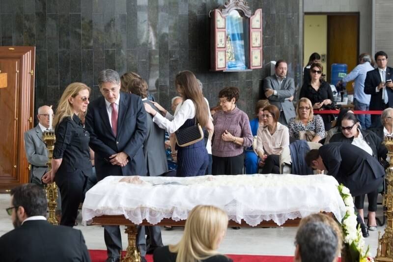 O governador eleito de Minas Gerais, Fernando Pimentel (PT), também marcou presença no velório do ex-ministro da Justiça