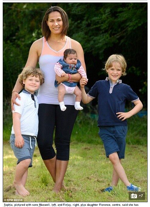 Sarah
se divertiu com a repercussão.



— Ai, meu Deus, minha pança viralizou! Eu realmente não esperava tudo
isso, e ainda estou realmente surpresa