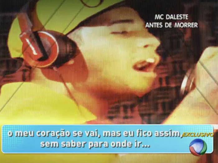
O meu coração se vai, mas
eu fico assim, sem saber para onde ir...



+ Aproveite e confira as matérias do programa Domingo Show

+ Já curtiu a página do Domingo Show no Facebook? É só clicar!

+ Siga o Domingo Show no Twitter e receba todas as notícias do programa
