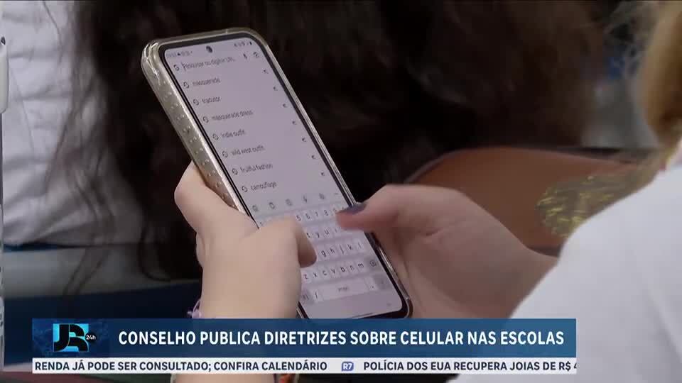 Conselho Nacional de Educação publica resolução com orientações sobre o uso de celulares nas escolas