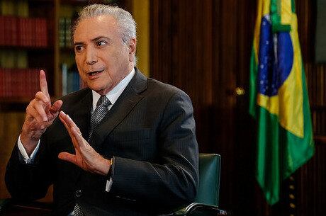 Encontro ocorre no Jaburu e não estava na agenda oficial de Temer nem dos ministros