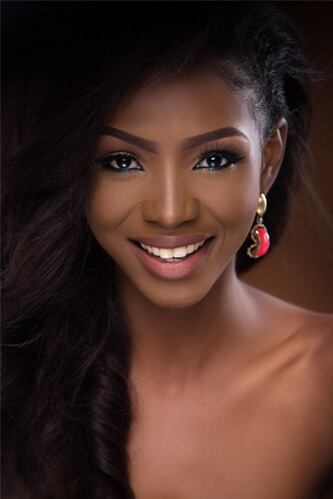 Stephanie Agbasi, da Nigéria
