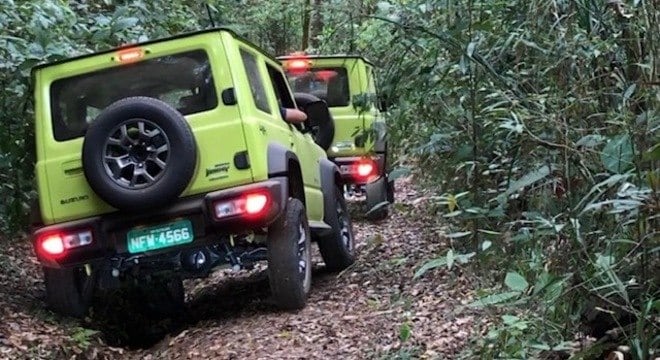 Destaque para a suspensão robusta e silêncio a bordo do Jimny com chassi 30% mais rígido