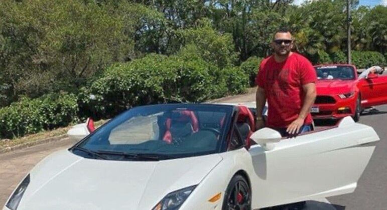 Empresário gostava de viajar e de carros de luxo