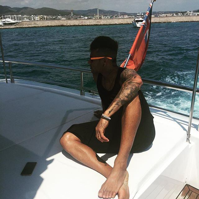 Neymar aproveitou os últimos dias para relaxar mesmo e voltar com tudo ao Barcelona