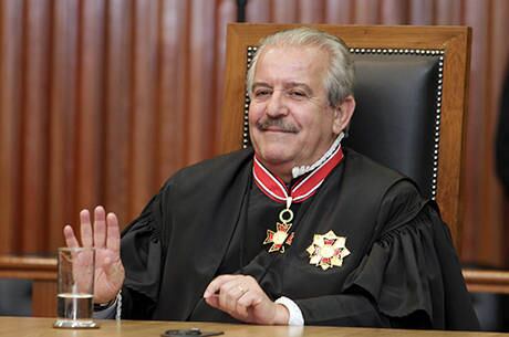 Robson Marinho pediu licença do TCE