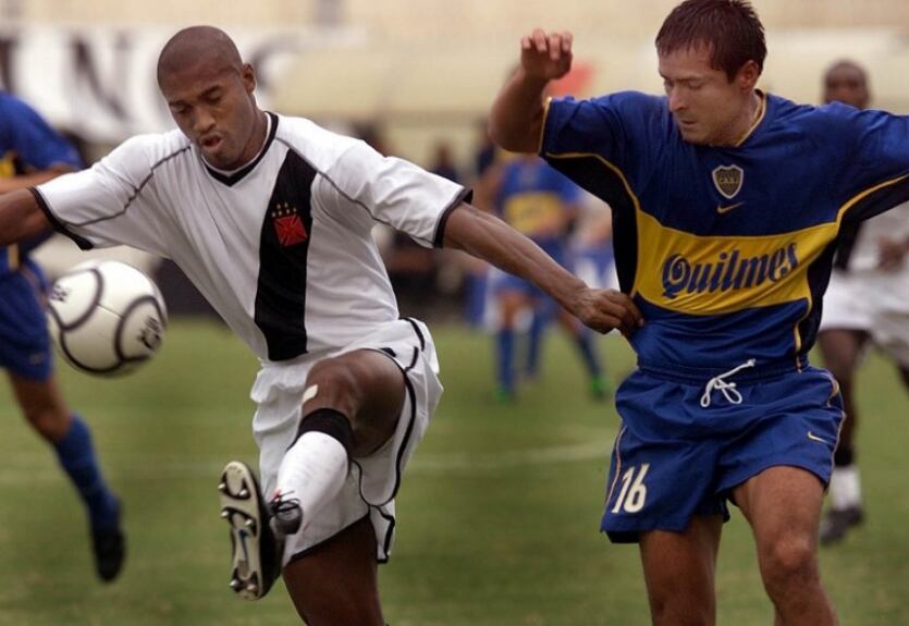 2001 - Quartas de final. Boca classificado às semis.
Ida: Vasco 0 x 1 Boca Juniors
Volta: Boca Juniors 3 x 0 Vasco
