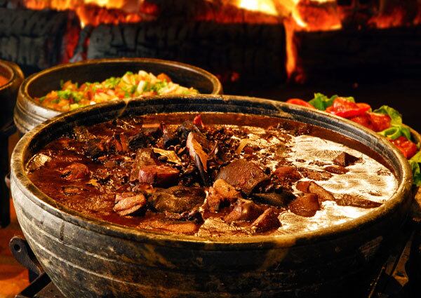 Erva foi colocada dentro dos gomos de linguiça