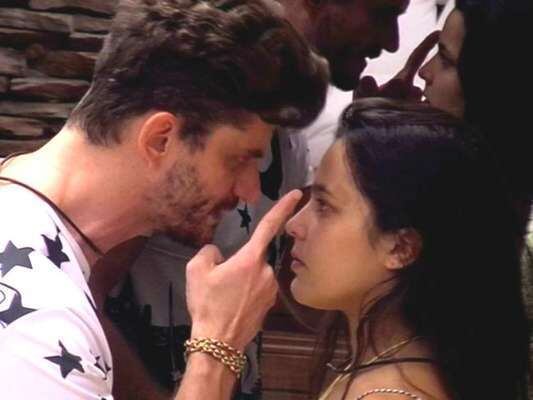 Marcos e Emilly: brigas no BBB 17