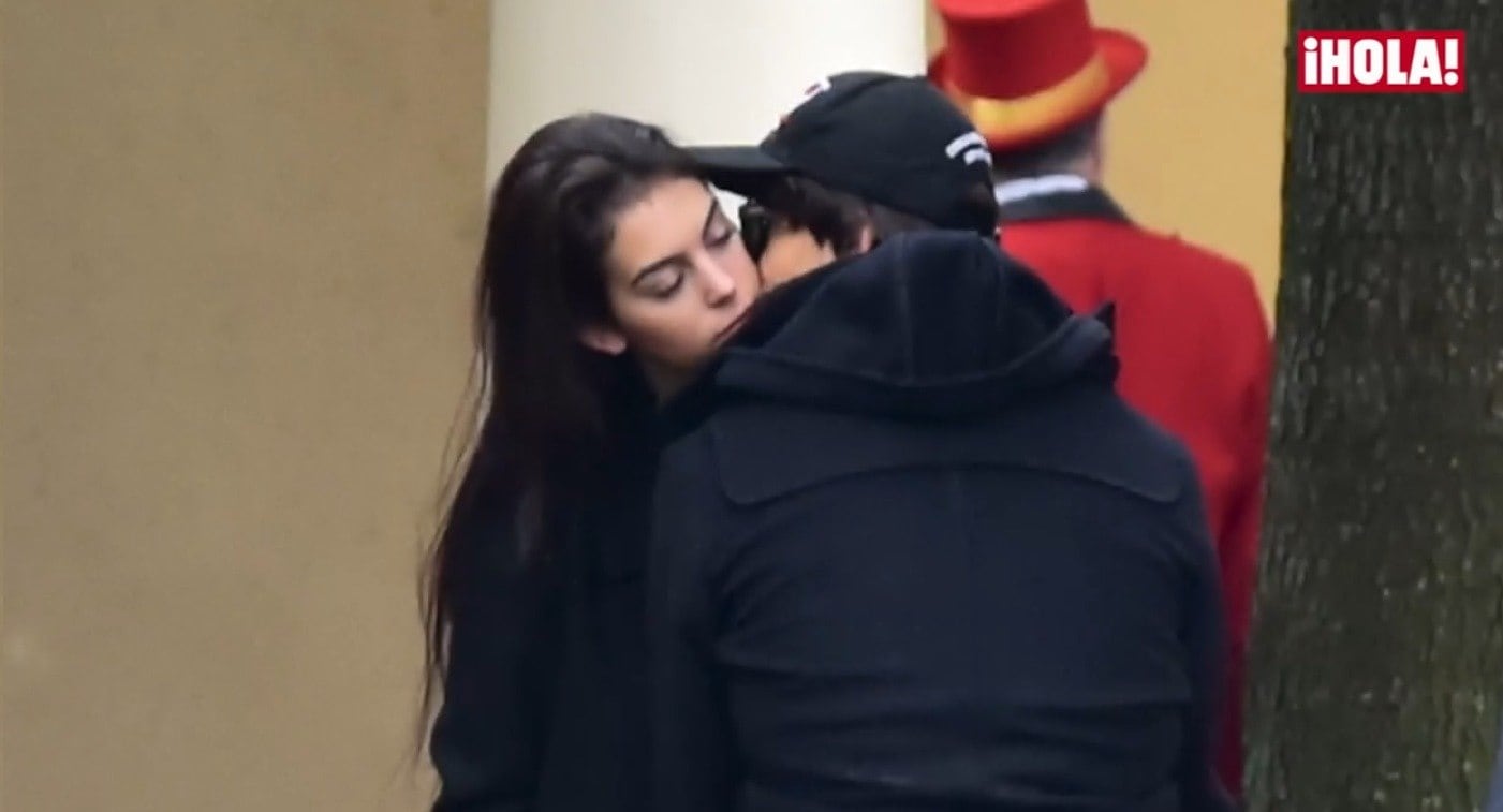 De acordo com o tabloide de The Sun, os dois se conheceram
em festa da grife Dolce & Gabanna. Georgina tem 21 anos e é modelo