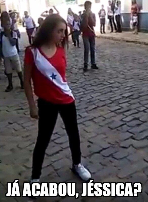 Já acabou, Jéssica?
Sabe quando você se deu mal e, mesmo assim, precisa manter a cabeça erguida? A expressão que bombou com o viral de duas amigas que se desentenderam serve pra isso. Quando a vida não perdoar e te detonar, vai lá e solta um "já acabou, Jéssica", algo meio como "era só isso que você tinha?". 

Enfim... Já acabou, 2015?