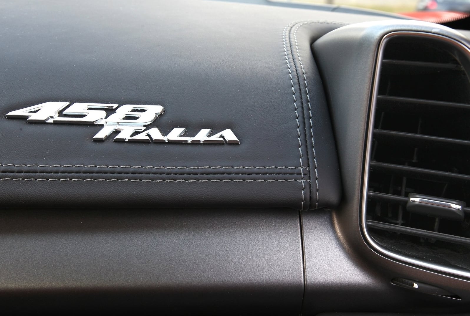 O nome do carro gera algumas confusões, já que o "Italia" não possui acento

Saiba tudo sobre carros! Acesse www.r7.com/carros
