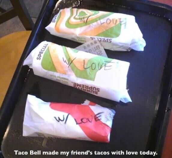Lanches feitos com amor!