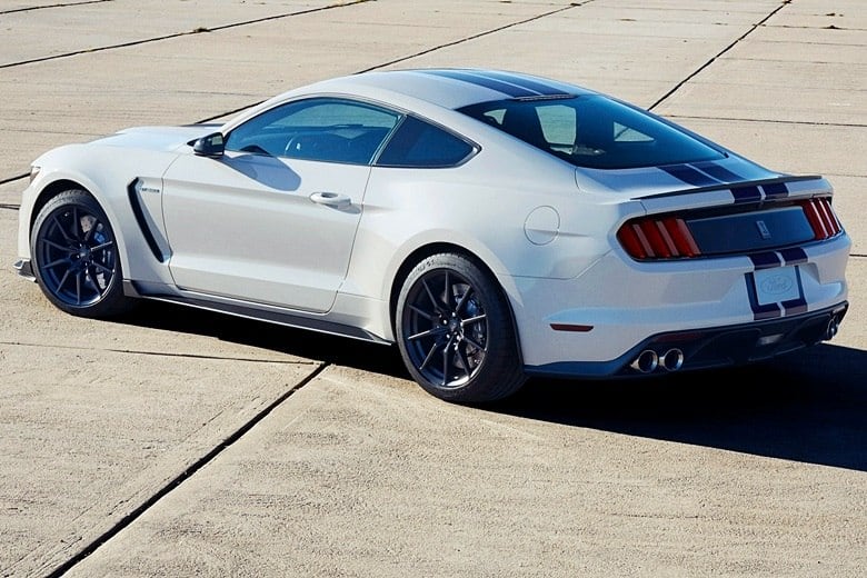 Ford Mustang Shelby GT350

Saiba tudo sobre carros! Acesse www.r7.com/carros