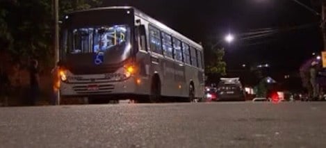 Motorista não viu quando adolescente desequilibrou