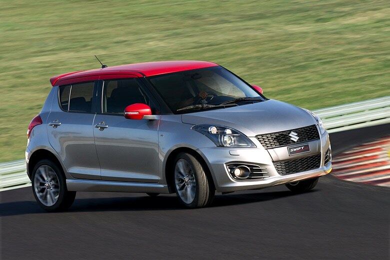Modelo tem 3,89 metros de comprimento, 1,69 metro de largura, 1,51 metro de altura e 2,43 metros de entre-eixos. Veja a seguir mais detalhes do Suzuki Swift Sport e Suzuki Swift Sport R