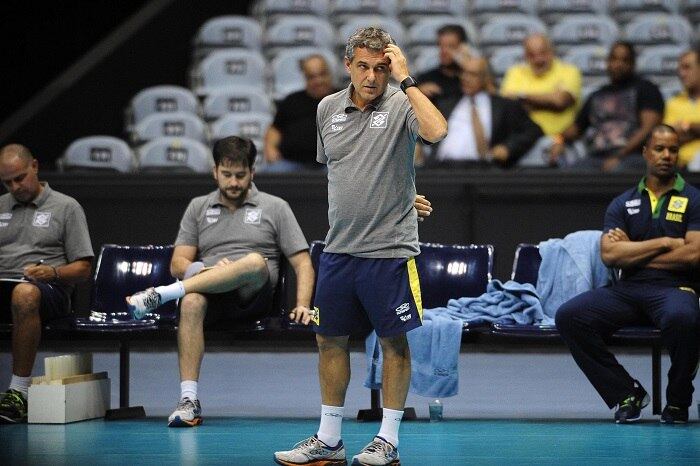 Zé Roberto ainda não definiu seleção titular para o Grand Prix