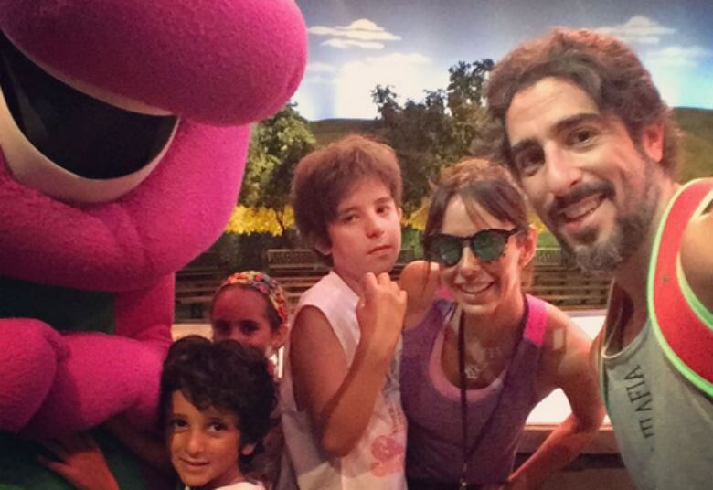 Mion fez a alegria da criançada na Flórida, Estados Unidos!
+ Mionzinho invade casa de Amin Khader e “rouba” tudo o que vê pela frente
+ “Vejo um declínio no futebol brasileiro”, afirma ex-jogadora Milene Domingues
+ Lá vem! Dupla Cacio e Marcos aponta o que gosta e o que não gosta no outro