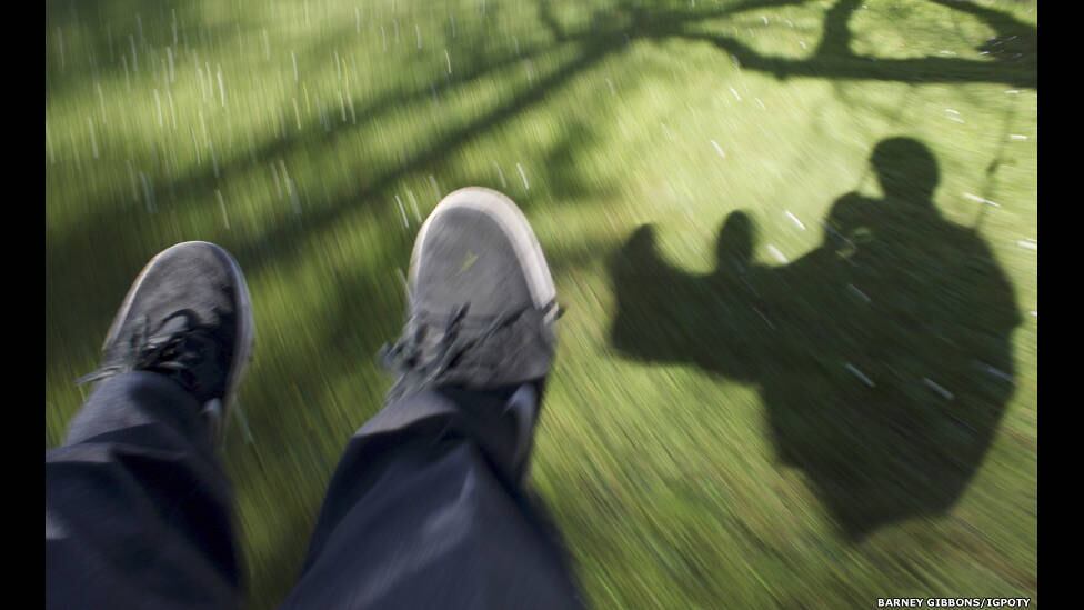 Barney Gibbons triunfou na categoria ‘Jovem fotógrafo de jardim’ com a sua imagem, Motion Blur (Borrão de Movimento)