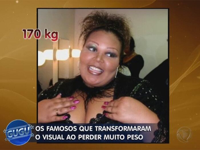 

O segundo lugar pertence a cantora Katia do grupo Fat
Family. Pesando 170 kg, a artista tinha que escolher entre cantar e dançar em
função do fôlego limitado em cima dos palcos
