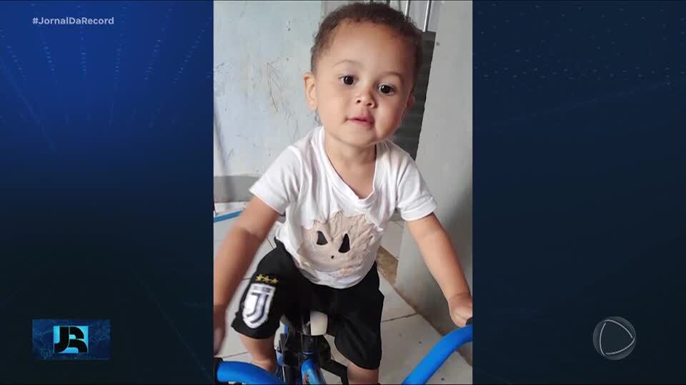Bebê de um ano morre atropelado no interior da Bahia e motorista foge sem prestar socorro
