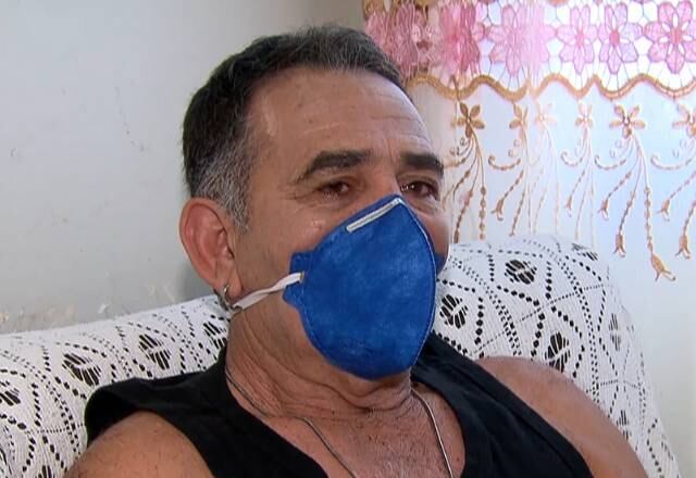 Rolland, pai do cantor, deseja saber quem mandou matar Daleste. Atualmente, ele vive com a esposa, Marizete, e passa por dificuldades financeiras