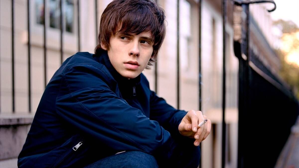 O ídolo
indie Jake Bugg também está entre os nomes famosos do Guitar Hero Live. Com
What Doesn’t Kill You, o cantor e compositor inglês de apenas 21 anos já
garante seu espaço entre outros gigantes da música mundial