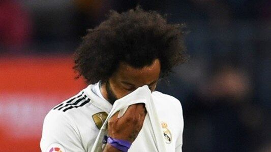 Vaias. Marcelo não tem mais explosão e fôlego. Virou reserva do Real Madrid