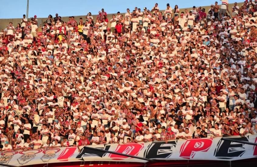 Torcida do São Paulo deve comparecer em peso em último jogo no Morumbi