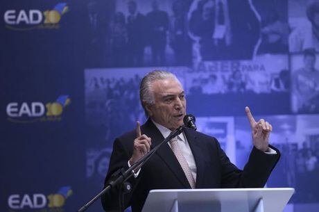 Temer: brasileiros não têm apreço pelas instituições